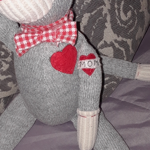 Kathleens' traditional gray sock monkey - Picture 5 of 11
